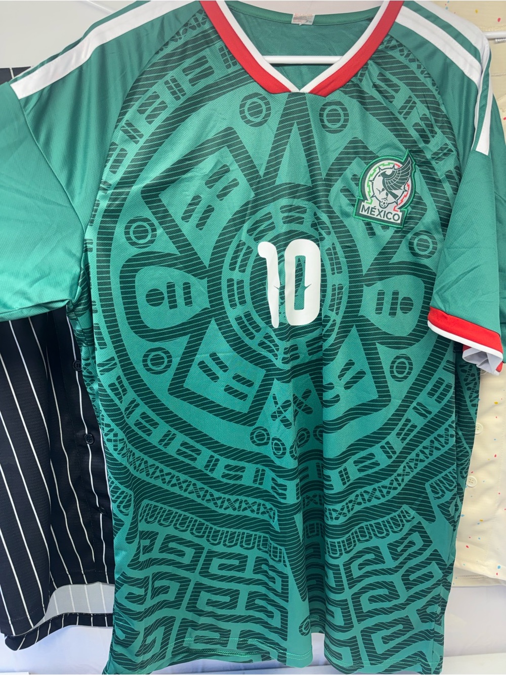 BEAST FASHION Green Mexico #10 Aztec-Pattern Soccer Jersey with Red Trim